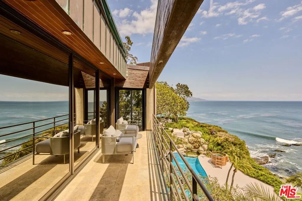 6962 Wildlife Road, Malibu, California, United States. - Photo 12