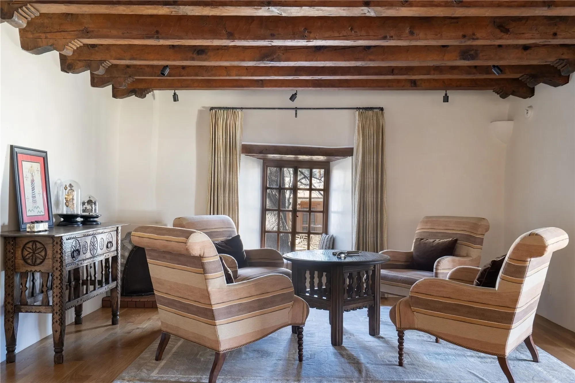 831 El Caminito , Santa Fe, NM 87505, Santa Fe, New Mexico, United States. - Photo 4