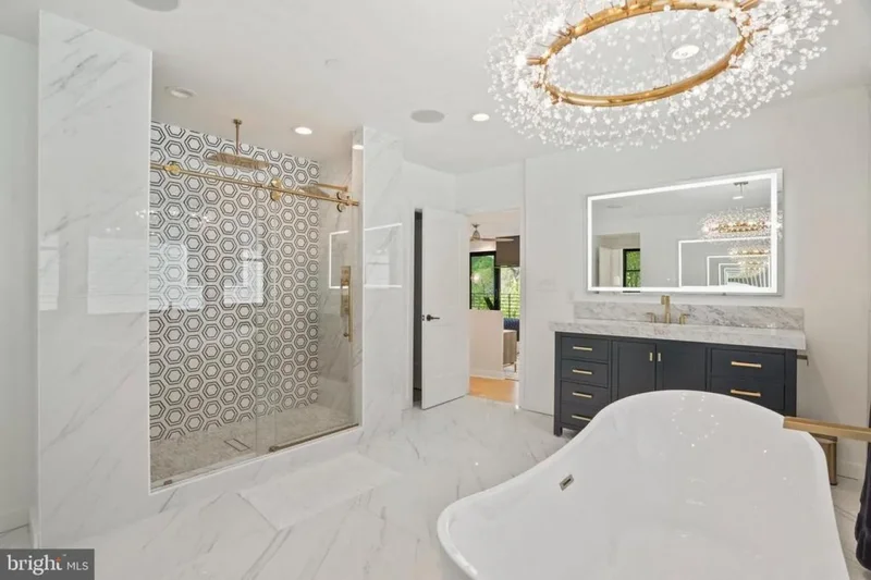 5711 POTOMAC, Washington, District of Columbia, United States. - Photo 30