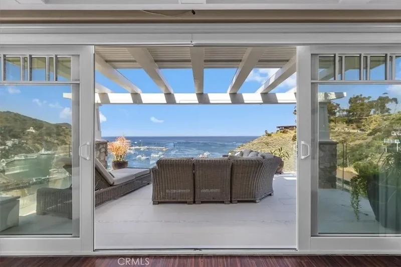 133 Upper Terrace Road, Avalon, California, United States. - Photo 30