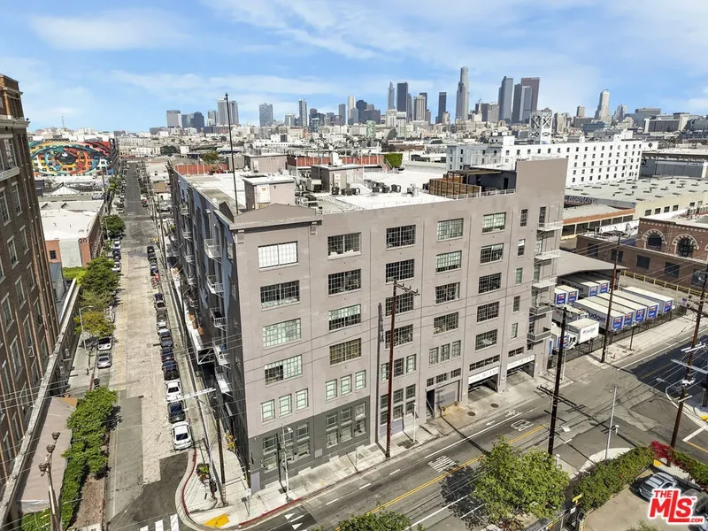 1855 Industrial Street 112, Los Angeles, California, United States. - Photo 12