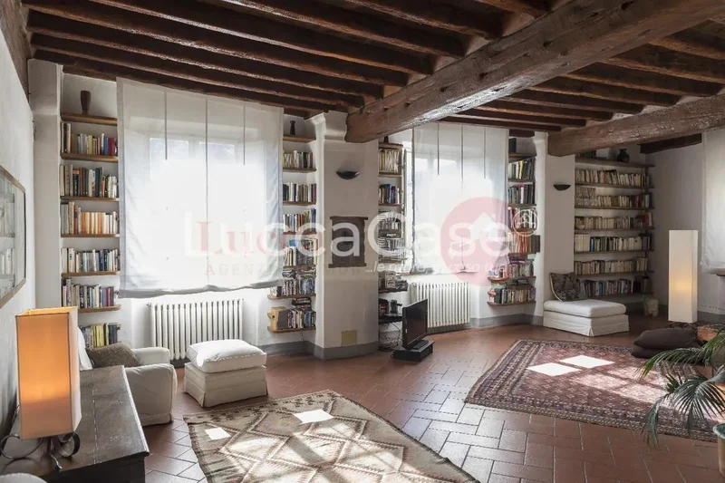 Apartment for sale in Lucca
