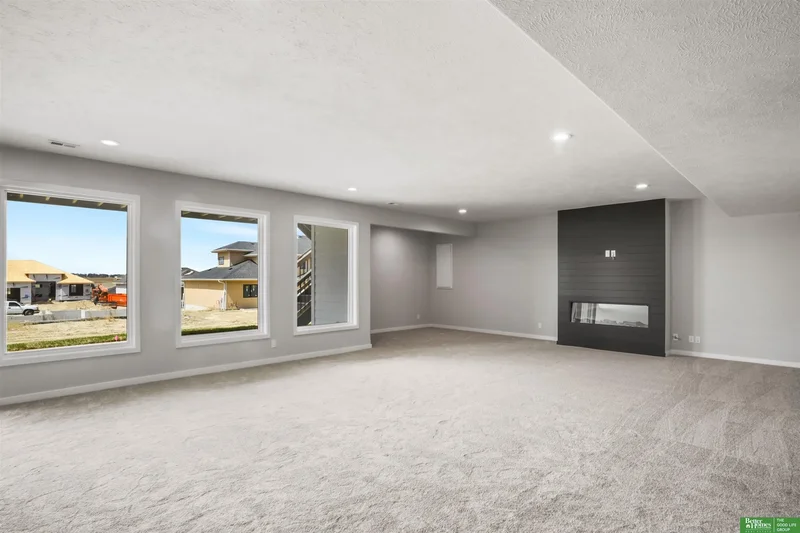 5430 N 212 Avenue, Elkhorn, NE 68022, Omaha, Nebraska, United States. - Photo 21