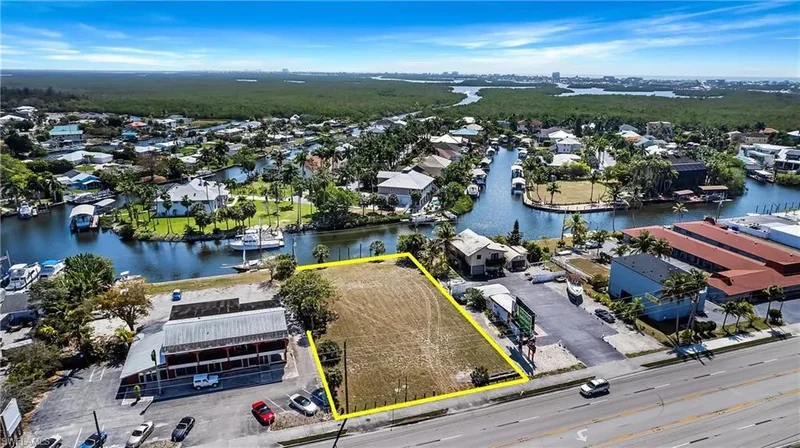17721 San Carlos BLVD, Fort Myers Beach, Florida, United States. - Photo 7