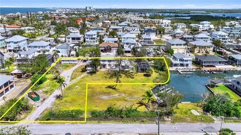 175 Bahia VIA, Fort Myers Beach, Florida, United States. - Photo 11