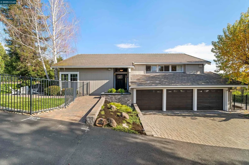 392 Paraiso Dr, Danville, California, United States. - Photo 53