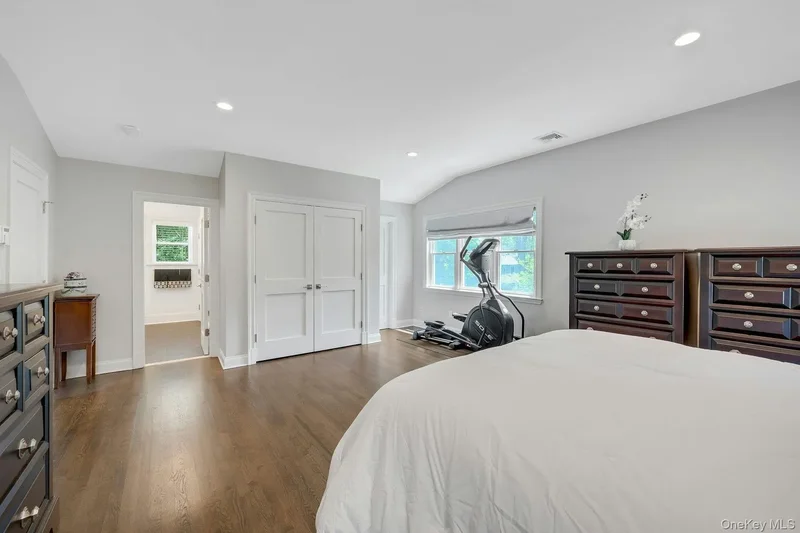 100 Clarence Road, Scarsdale, New York, United States. - Photo 30