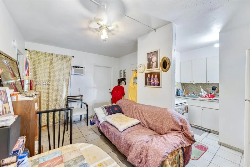 Miami Springs, Florida, United States. - Photo 28