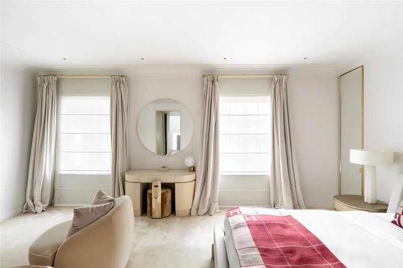 Addison Avenue, London, London, England, United Kingdom. - Photo 4