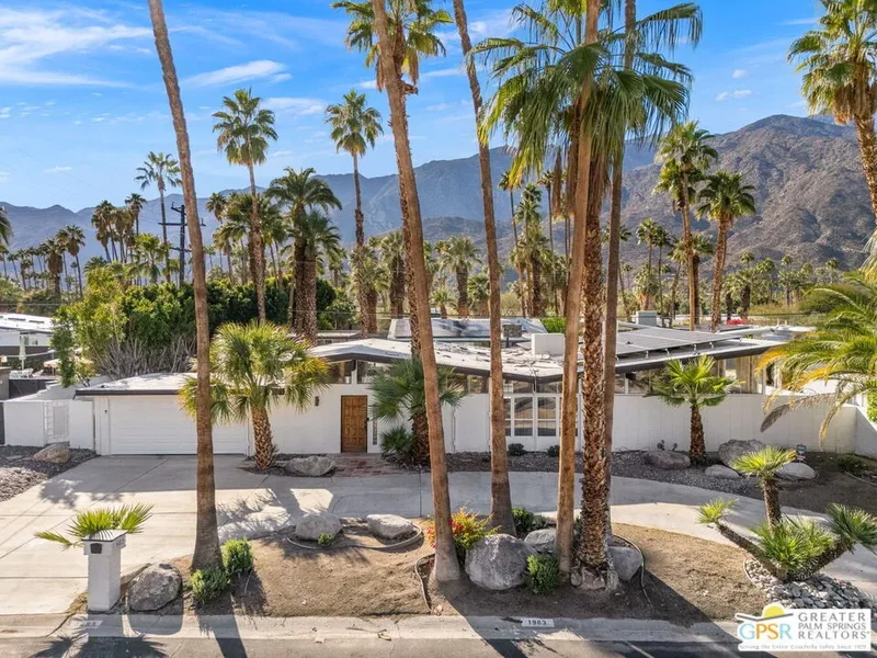 1983 S Yucca Pl, Palm Springs, CA 92264, Palm Springs, California, United States. - Photo 24
