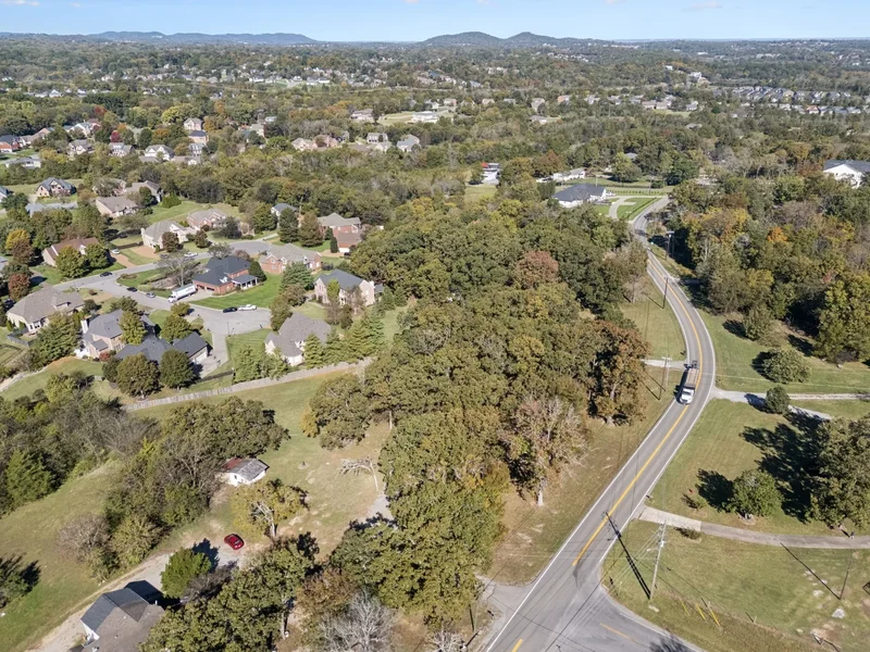1129 Waller Rd, Brentwood, TN 37027, Nashville, Tennessee, United States. - Photo 6