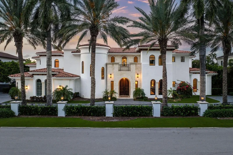 251 W Coconut Palm Road, Boca Raton, Florida, United States. - Photo 15