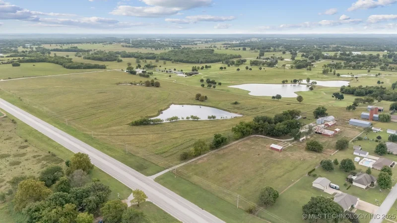 59501 E 100 Road, Miami, OK 74354, Miami, Oklahoma, United States. - Photo 2