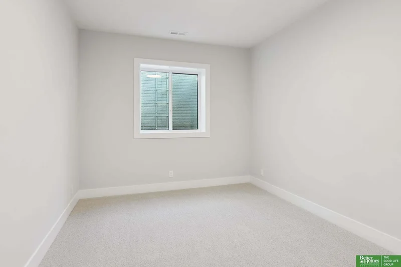 21056 Joseph Street, Elkhorn, NE 68022, Omaha, Nebraska, United States. - Photo 26