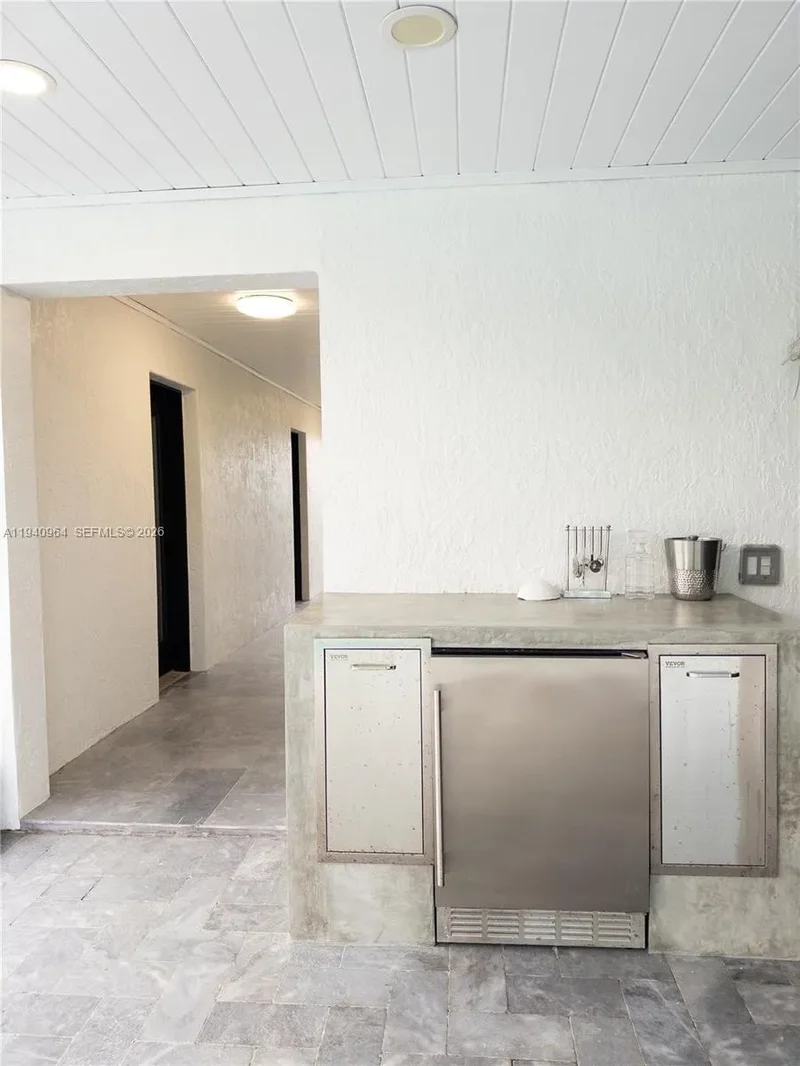 2611 S Indian River Dr, Fort Pierce, Florida, United States. - Photo 63