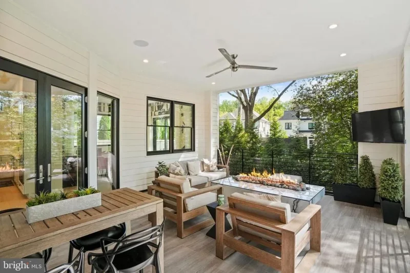 5711 POTOMAC, Washington, District of Columbia, United States. - Photo 19