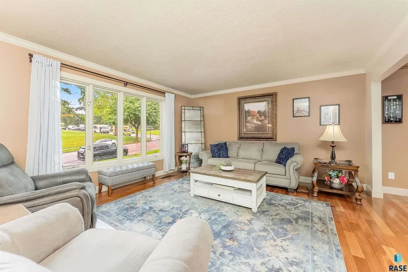 317 E Aspen Dr, Sioux Falls, SD 57105, Sioux Falls, South Dakota, United States. - Photo 22
