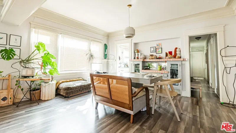 735 Locust Avenue, Signal Hill, California, United States. - Photo 27