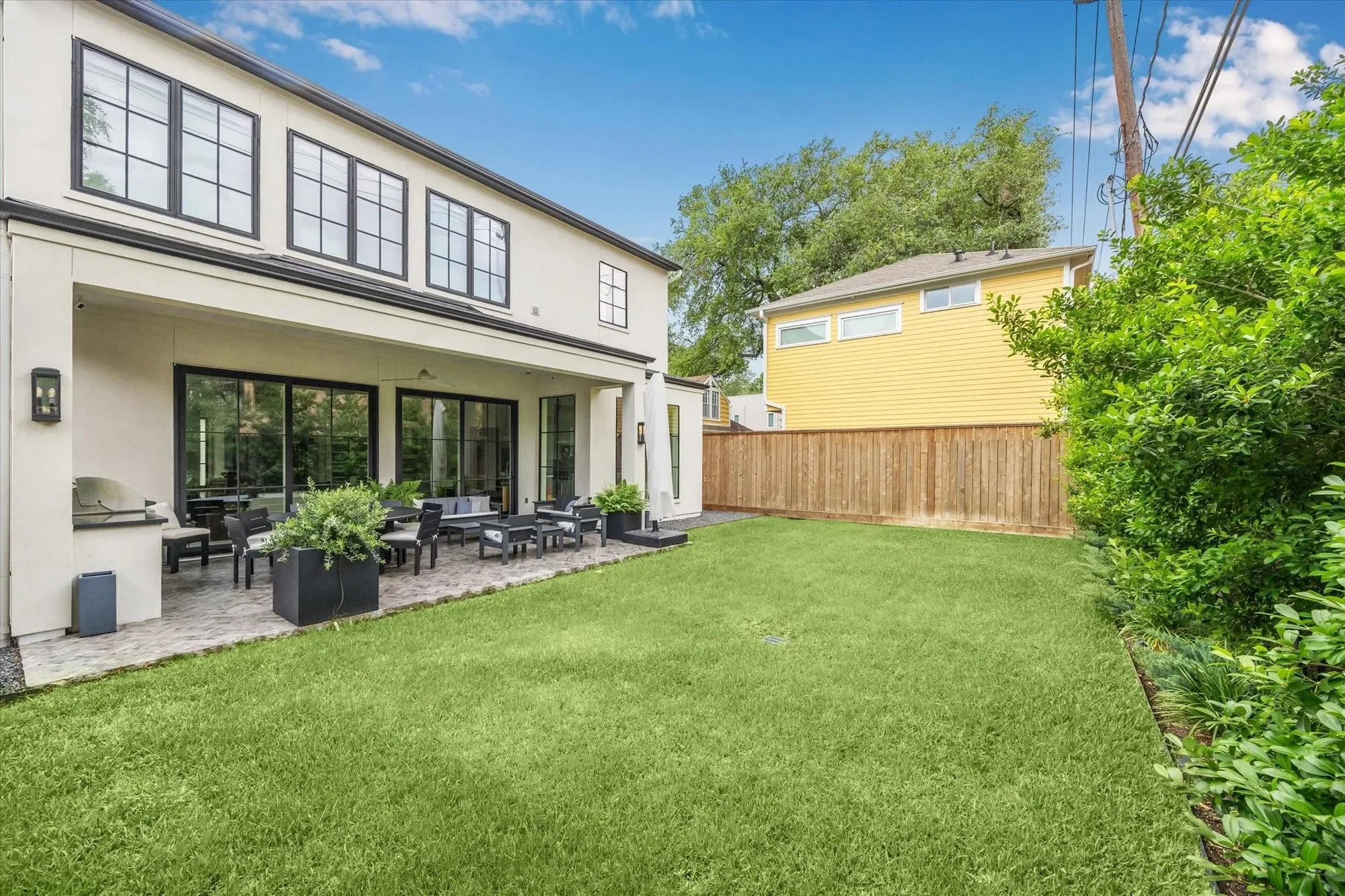 2224 North Boulevard, Houston, Texas, United States. - Photo 46