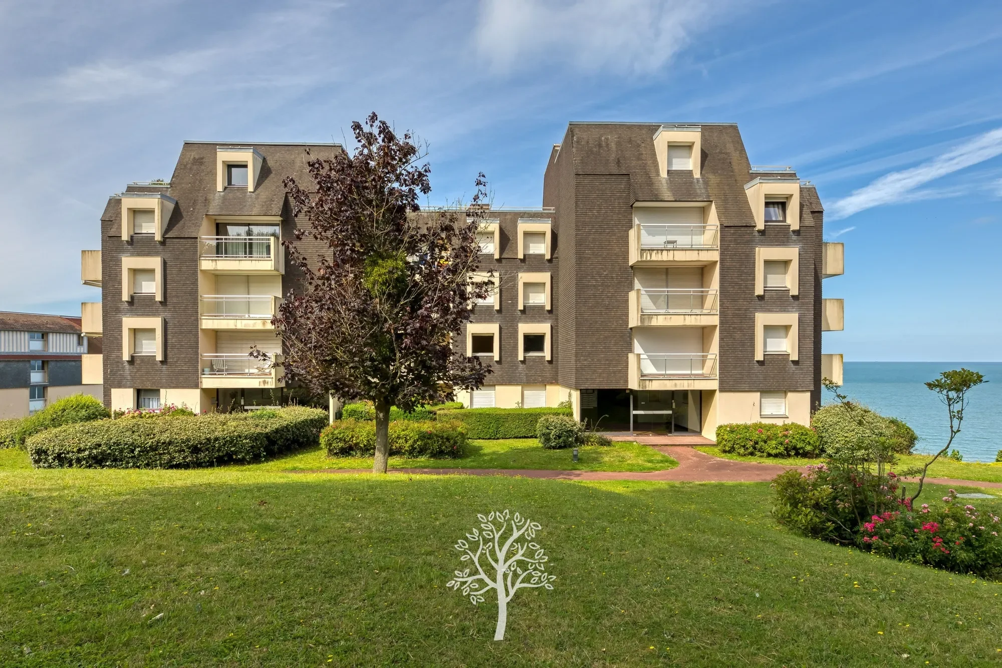 Trouville-sur-Mer, Normandy, France. - Photo 11