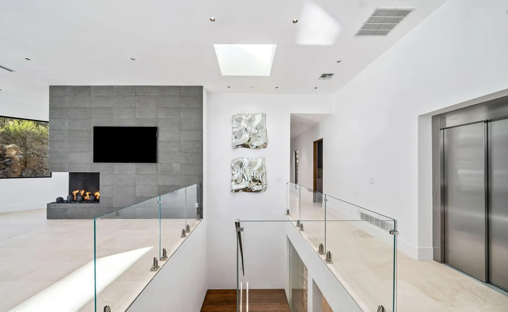 Gallery photo 5