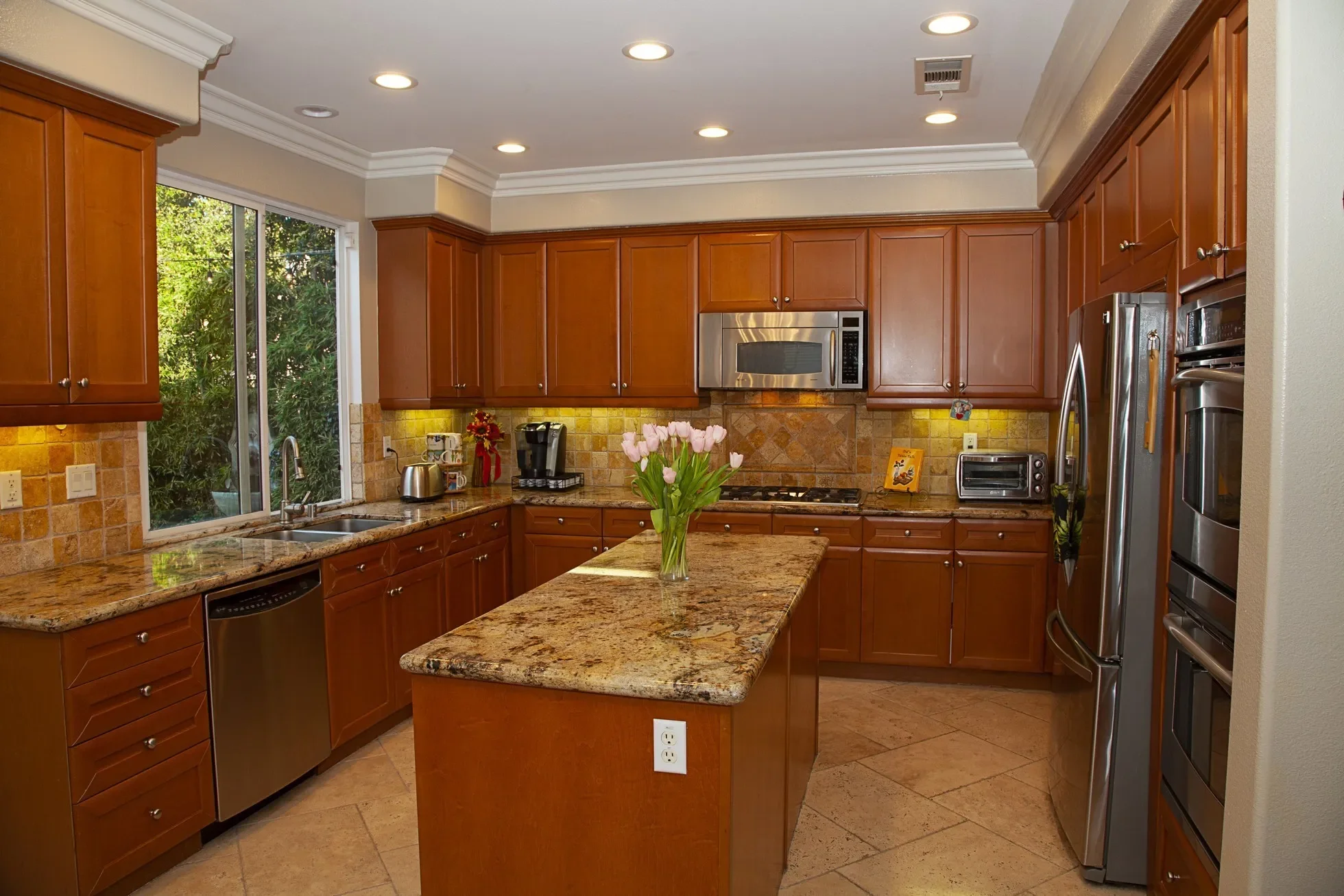 2104 Stanley Avenue, Signal Hill, CA 90755, Signal Hill, California, United States. - Photo 3
