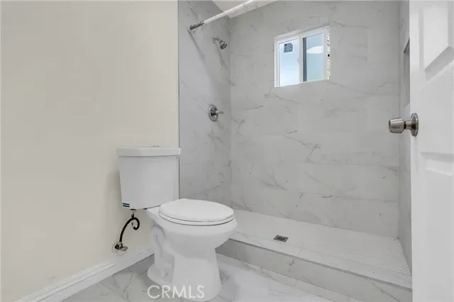 1659 W 39th, Los Angeles, CA 90062, Los Angeles, California, United States. - Photo 19
