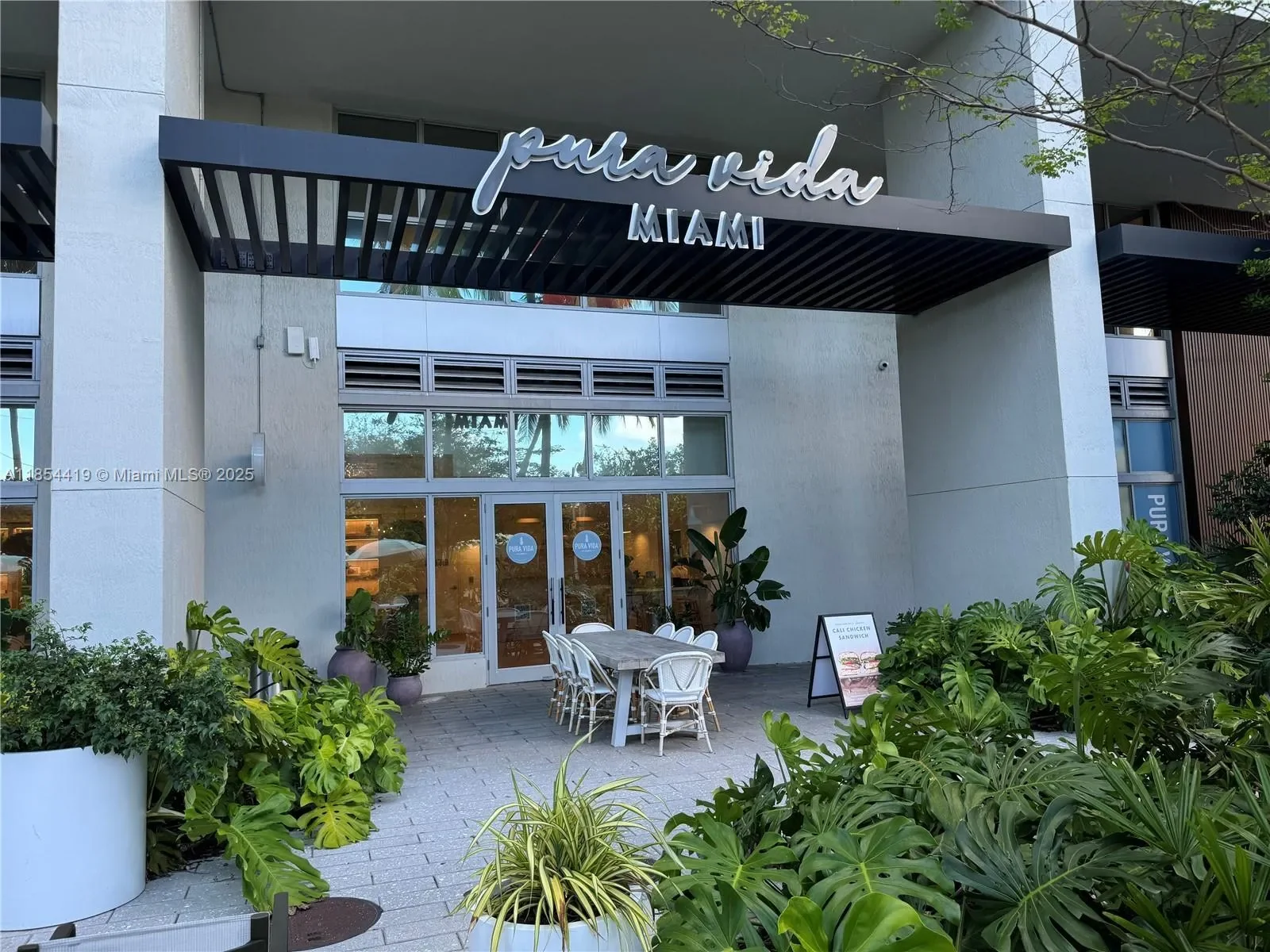 1500 Bay Rd, Miami Beach, Florida, United States. - Photo 16