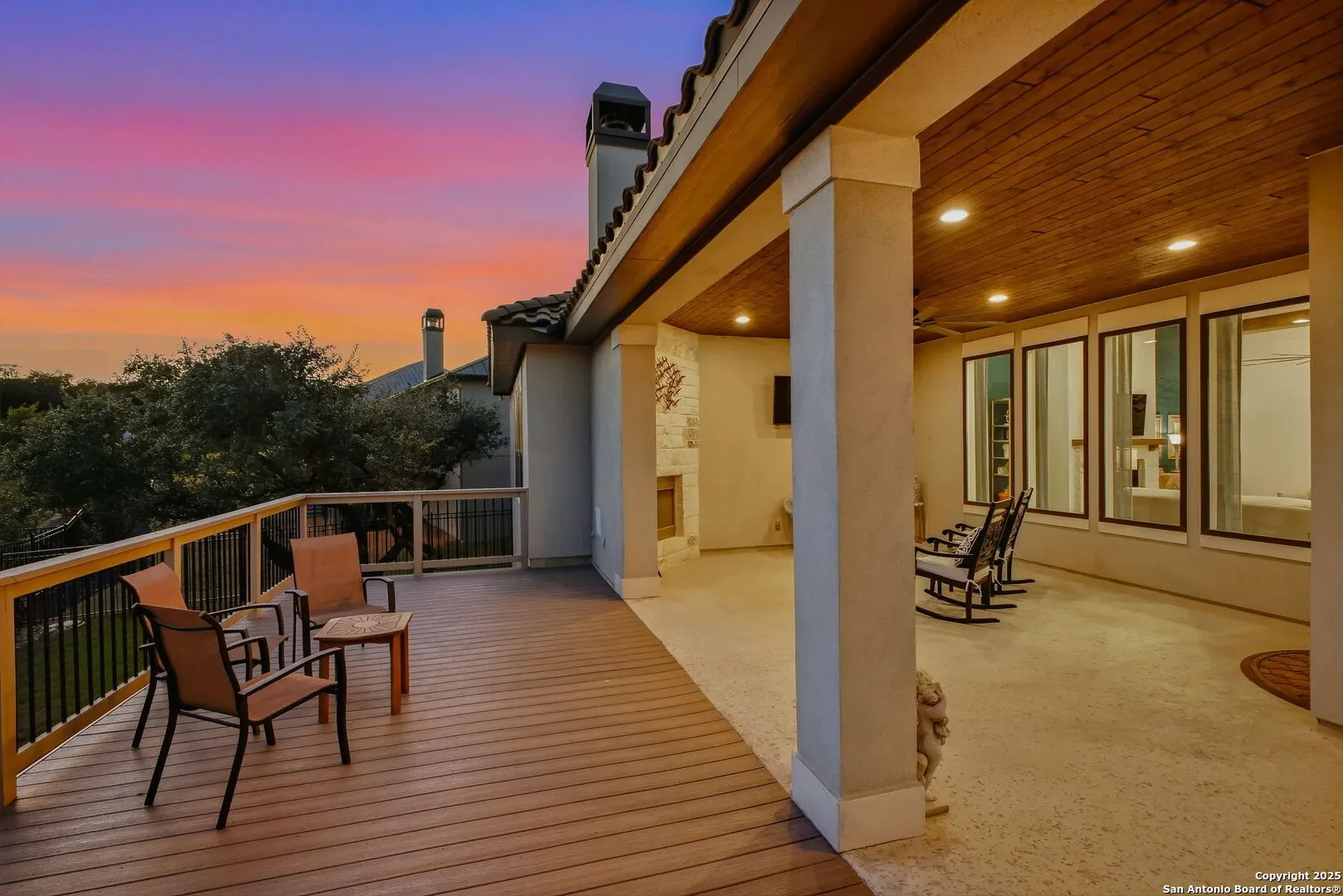 Exterior photo 9
