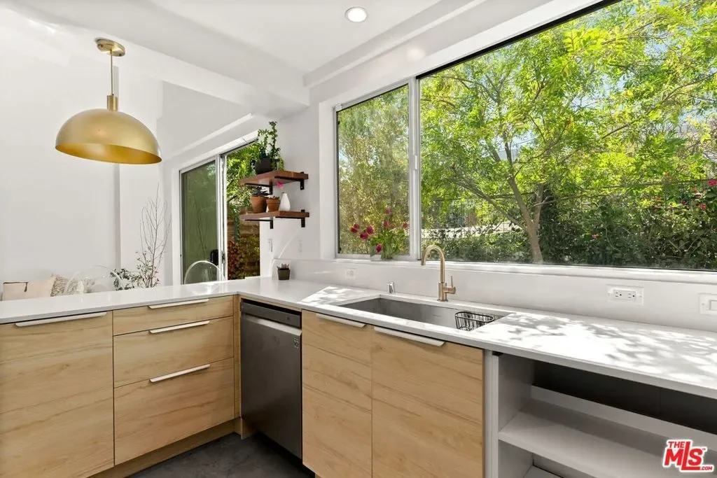 1244 14th Street C, Santa Monica, California, United States. - Photo 17
