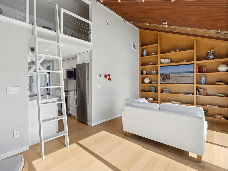27 Dune Rd, Westhampton Beach, New York, United States. - Photo 10