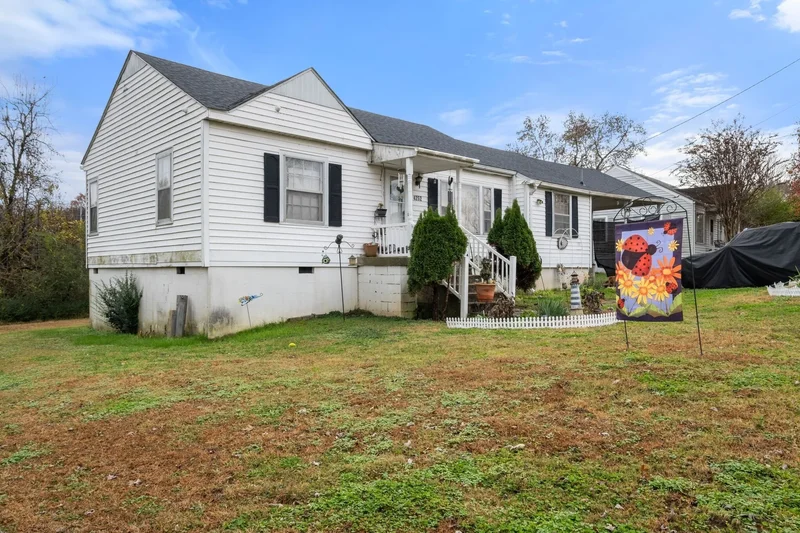 4252 Woods St, Nashville, Tennessee, United States. - Photo 22