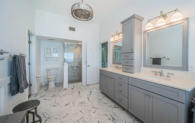 297 1st St W, St Petersburg, FL 33715, St. Petersburg, Florida, United States. - Photo 68