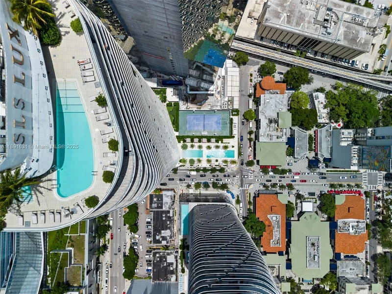 801 S Miami Ave 2901, Miami, Florida, United States. - Photo 56