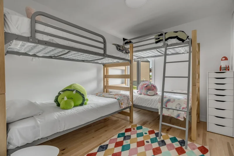 32 Rue du Minot-de-Pommes, Petite-Rivière-Saint-François, Quebec, Canada. - Photo 33