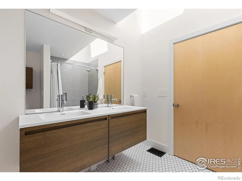 550 Iris Avenue, Boulder, Colorado, United States. - Photo 35
