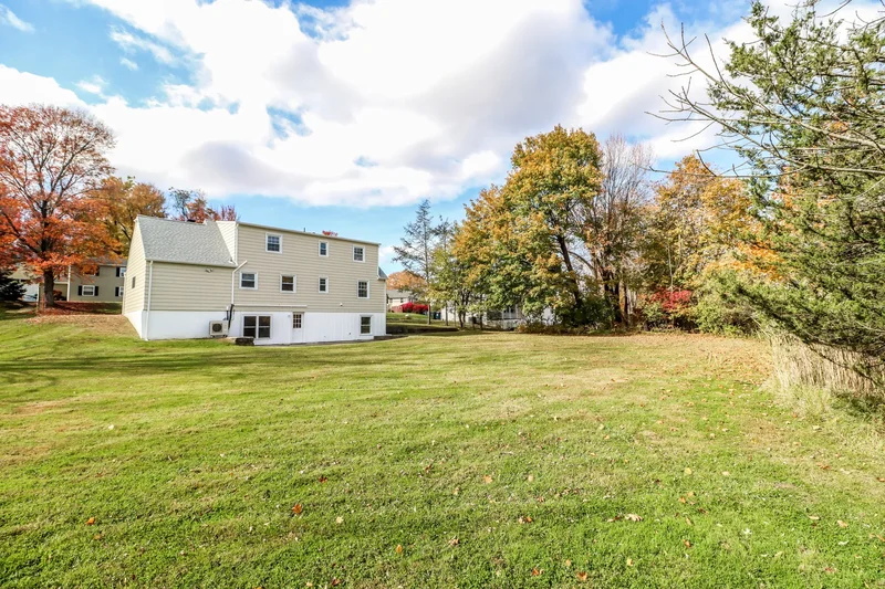 17 Alan Avenue, Danbury, CT 06811, Danbury, Connecticut, United States. - Photo 30