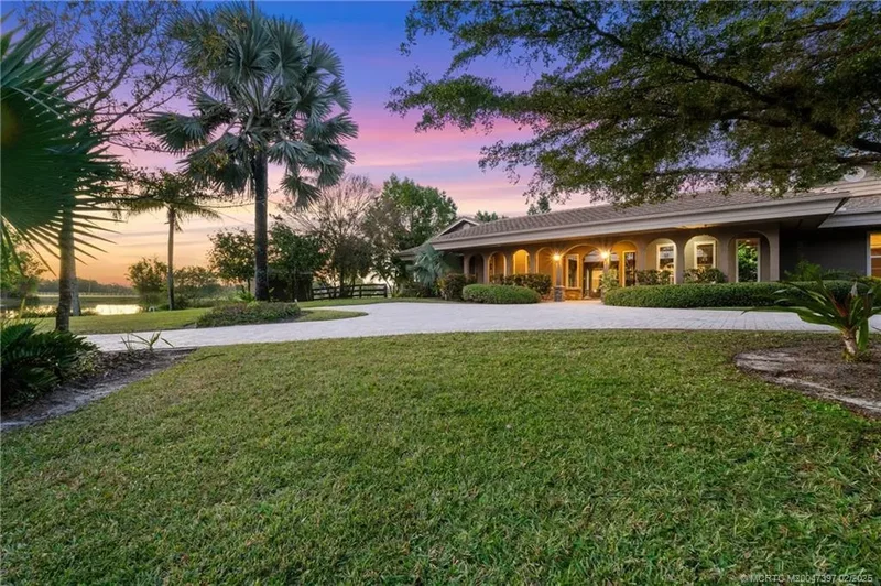 5205 SW Honey Terrace, Palm City, Florida, United States. - Photo 54