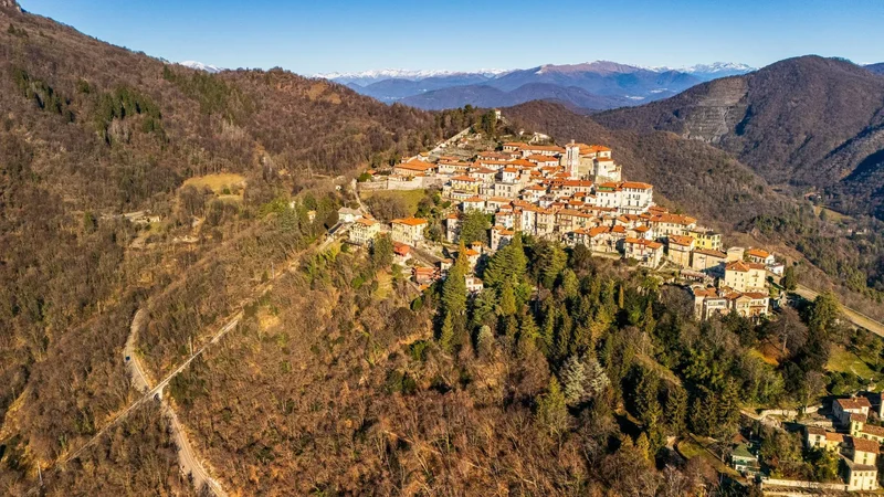 Via Fincara' 27, Varese, Lombardy, Italy. - Photo 33