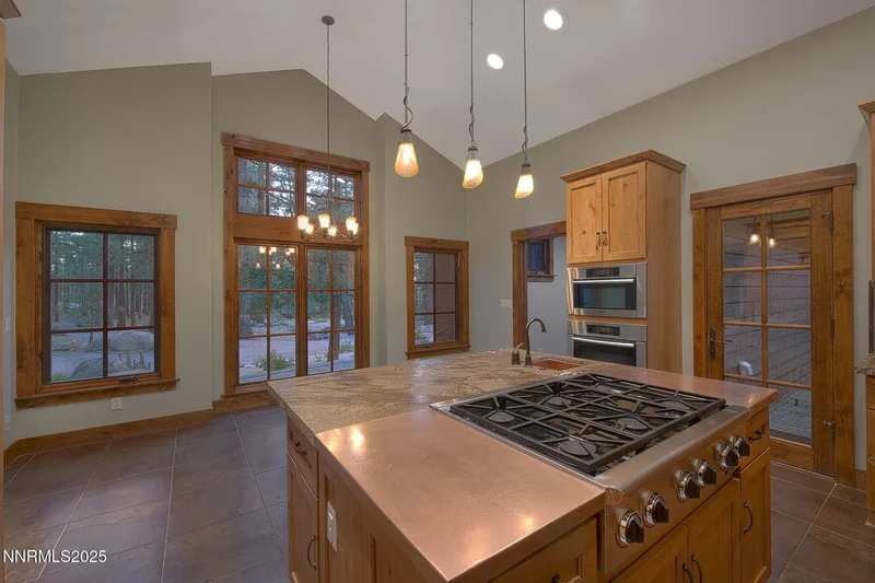 16555 Evergreen Hills Drive, Reno, NV 89511, Reno, Nevada, United States. - Photo 20