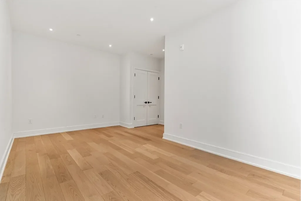 Gallery photo 4