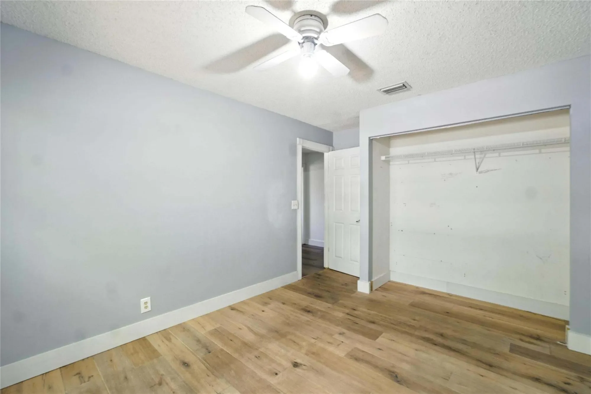 Gallery photo 6