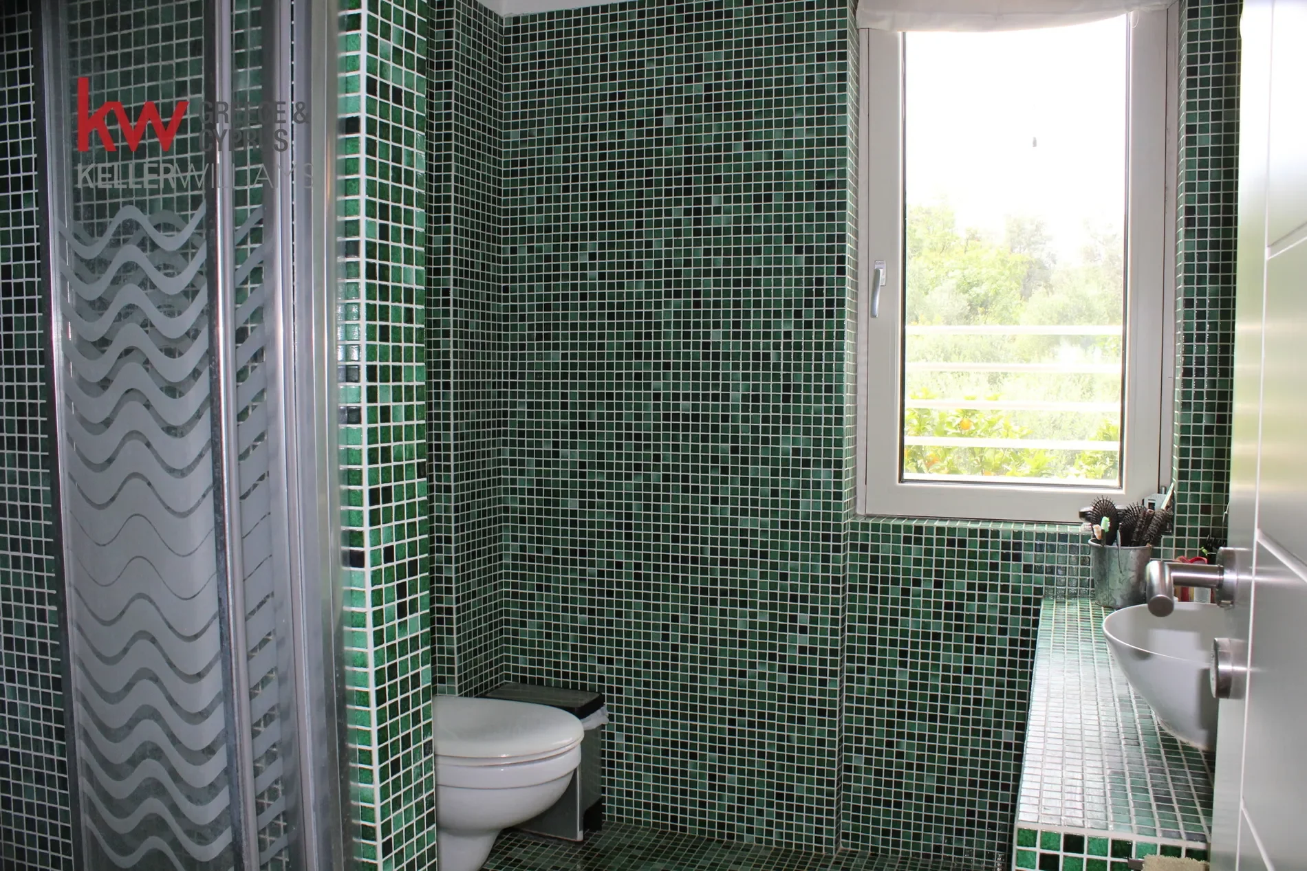 Gallery photo 4