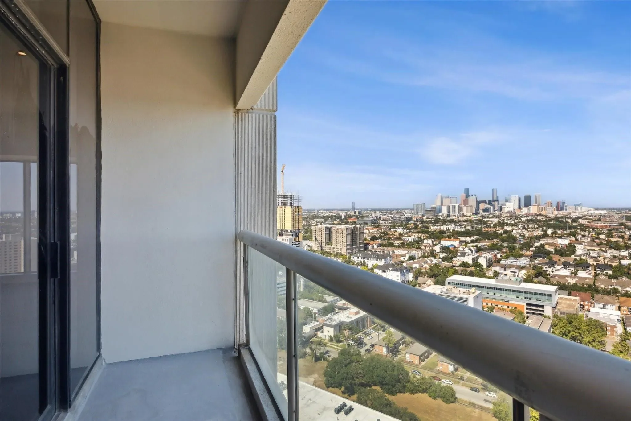 1701 Hermann Drive Drive 27CE, Houston, Texas, United States. - Photo 27
