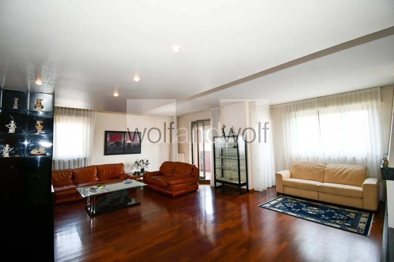 Gallery photo 6
