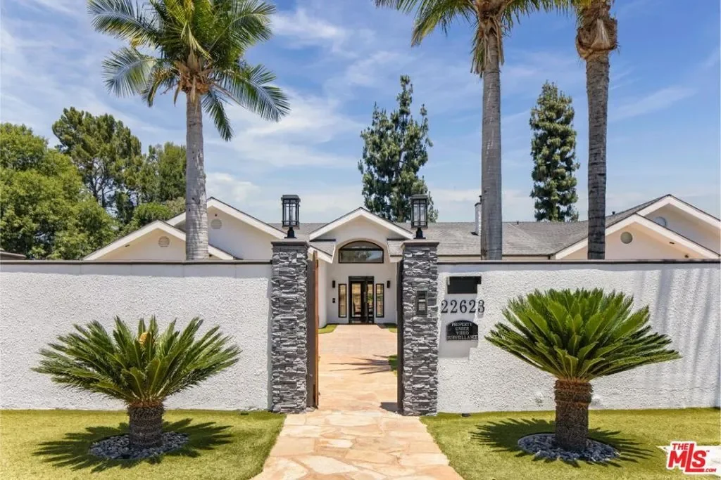 22623 Califa Street, Los Angeles, California, United States. - Photo 12