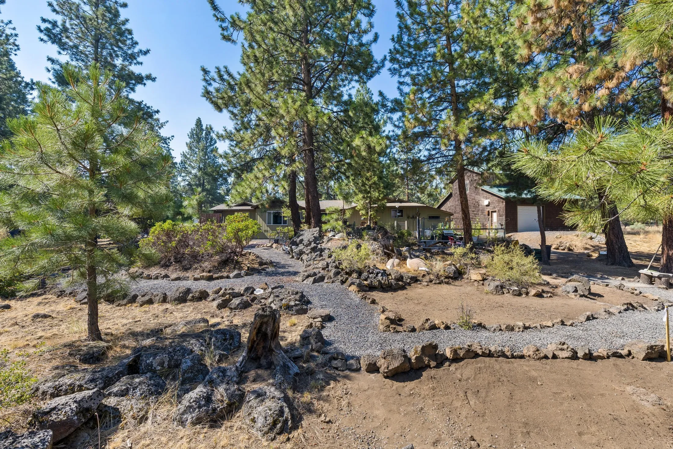 20518 Pine Vista Drive, Bend, Oregon, United States. - Photo 38