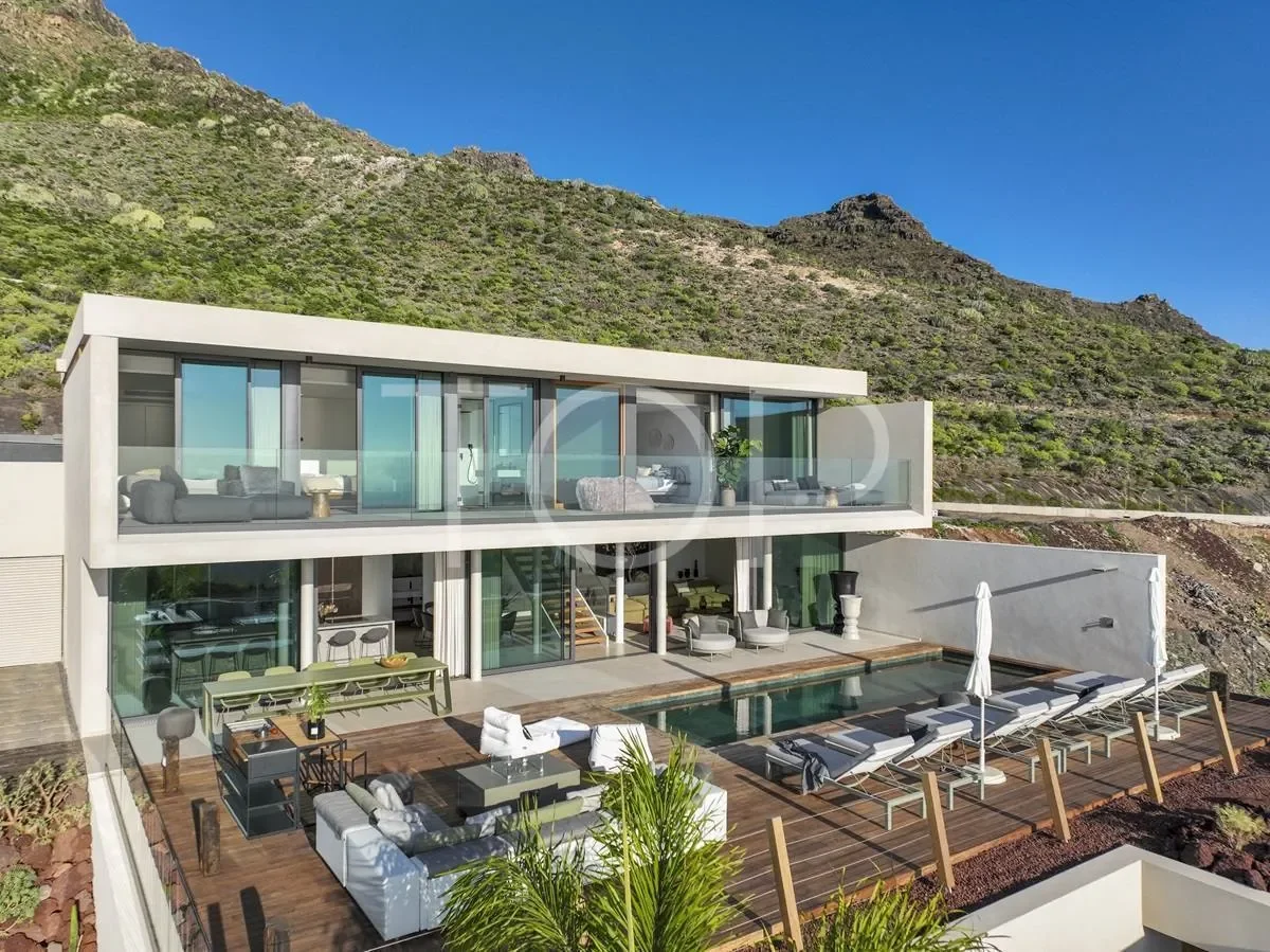 Exterior photo 11
