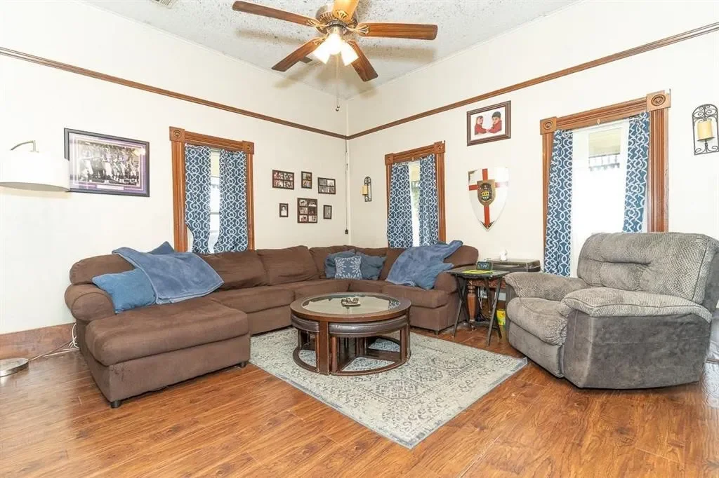1025 County Road, Hillsboro, TX 76645, Hillsboro, Texas, United States. - Photo 4