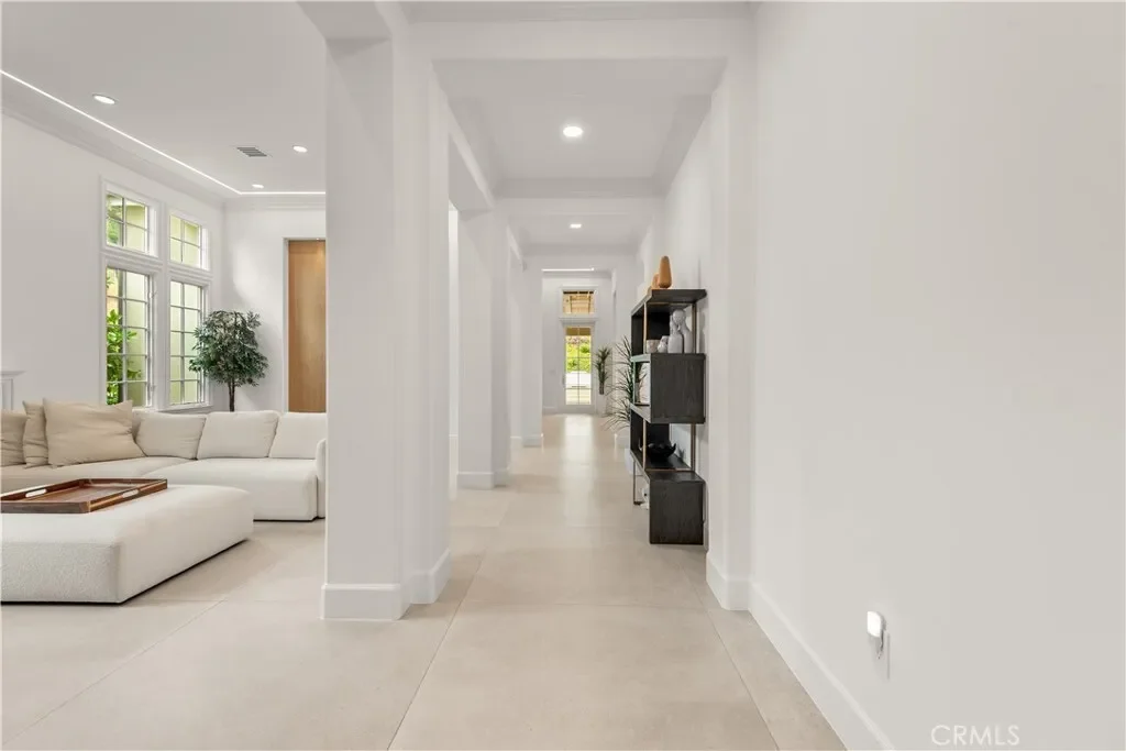 25410 PRADO DE LAS BELLOTAS, Hidden Hills, California, United States. - Photo 3